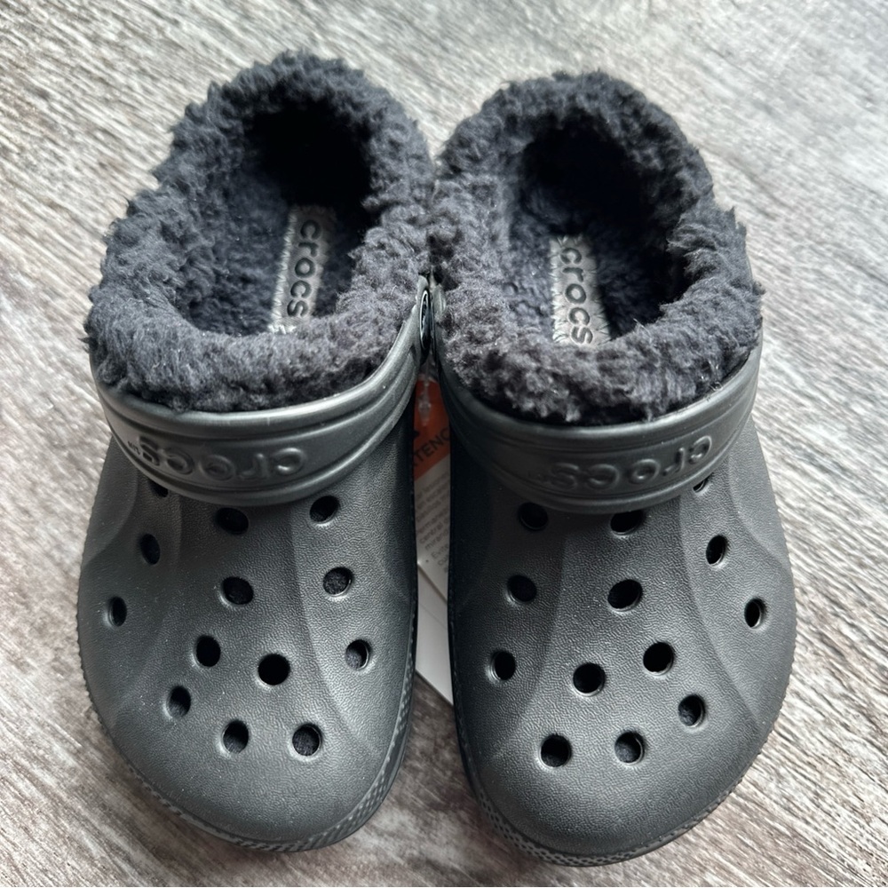 Crocs Kids Classic Lined Clogs Black ***Size 10/11 C***